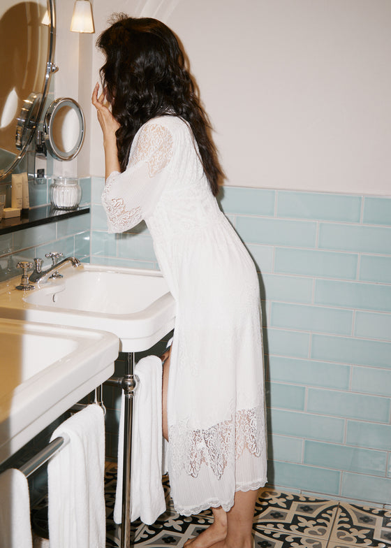 French 75 | Tailored Lace Robe